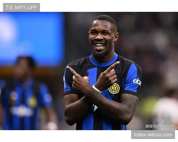 数据分析：对比图拉姆与奥斯梅恩，看意甲顶级前锋在由攻转守瞬间的回追参与度差异